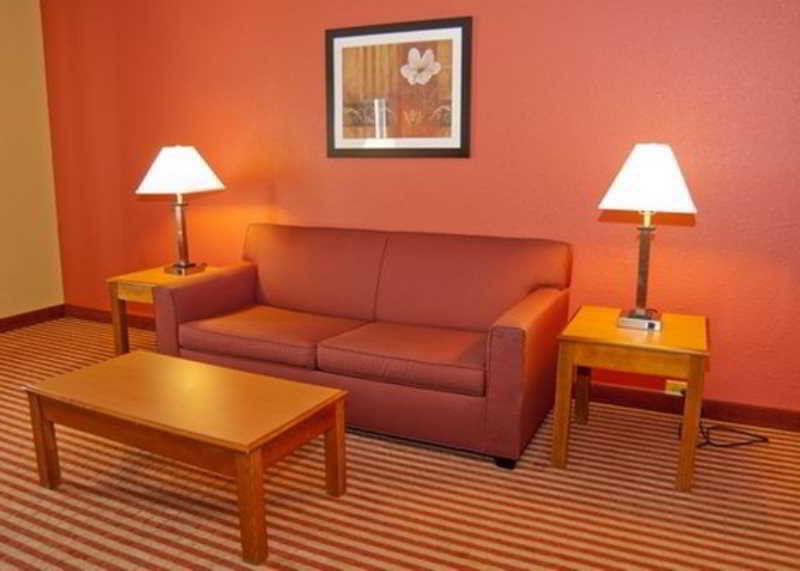 Comfort Inn & Suites Cincinnati Eastgate Exterior foto